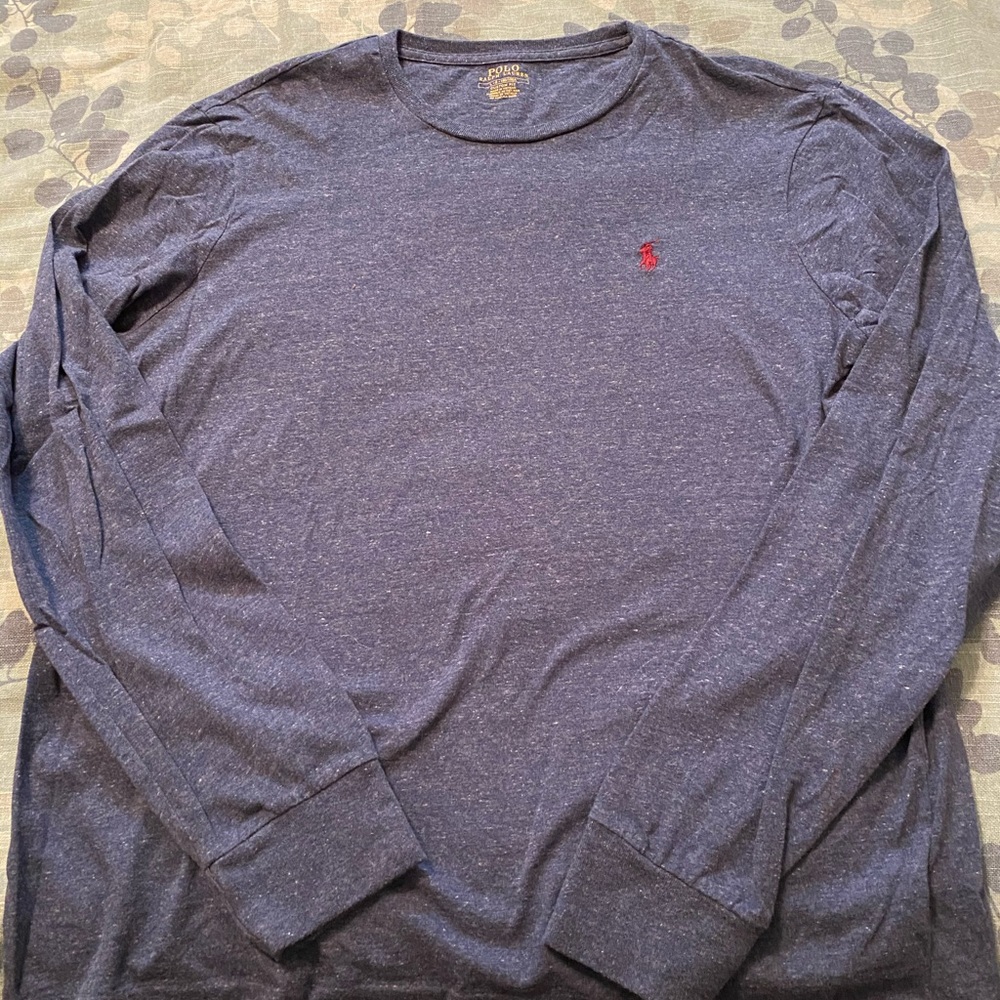 Heathered navy long sleeve shirt